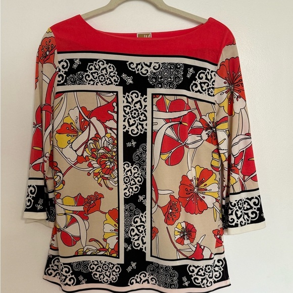 Floral Print Women's Top - Picture 1 of 3